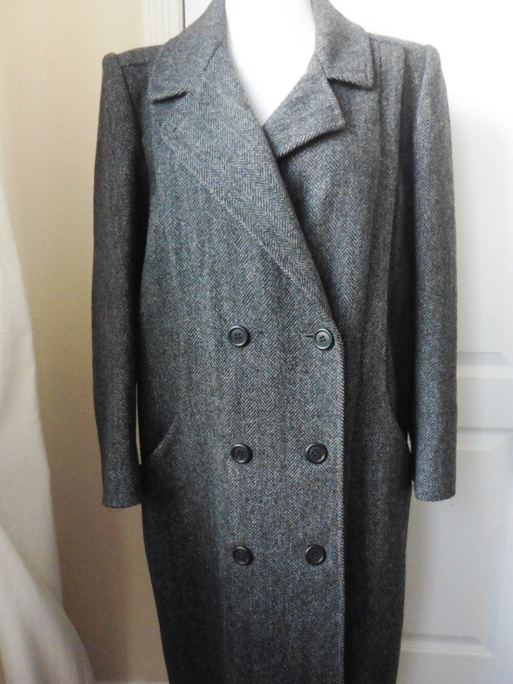 Vintage Alorna Grey Herringbone Bold Shoulder Long Trench Coat USA S/M